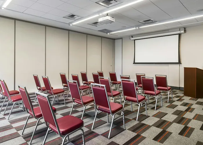 Four Points By Sheraton At Phoenix Mesa Gateway Airport