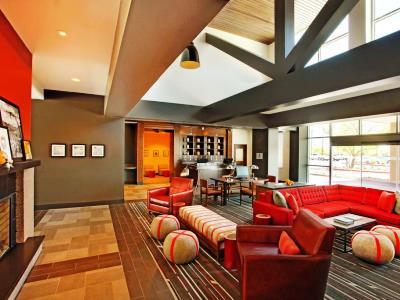 Four Points By Sheraton At Phoenix Gateway Airport 3*