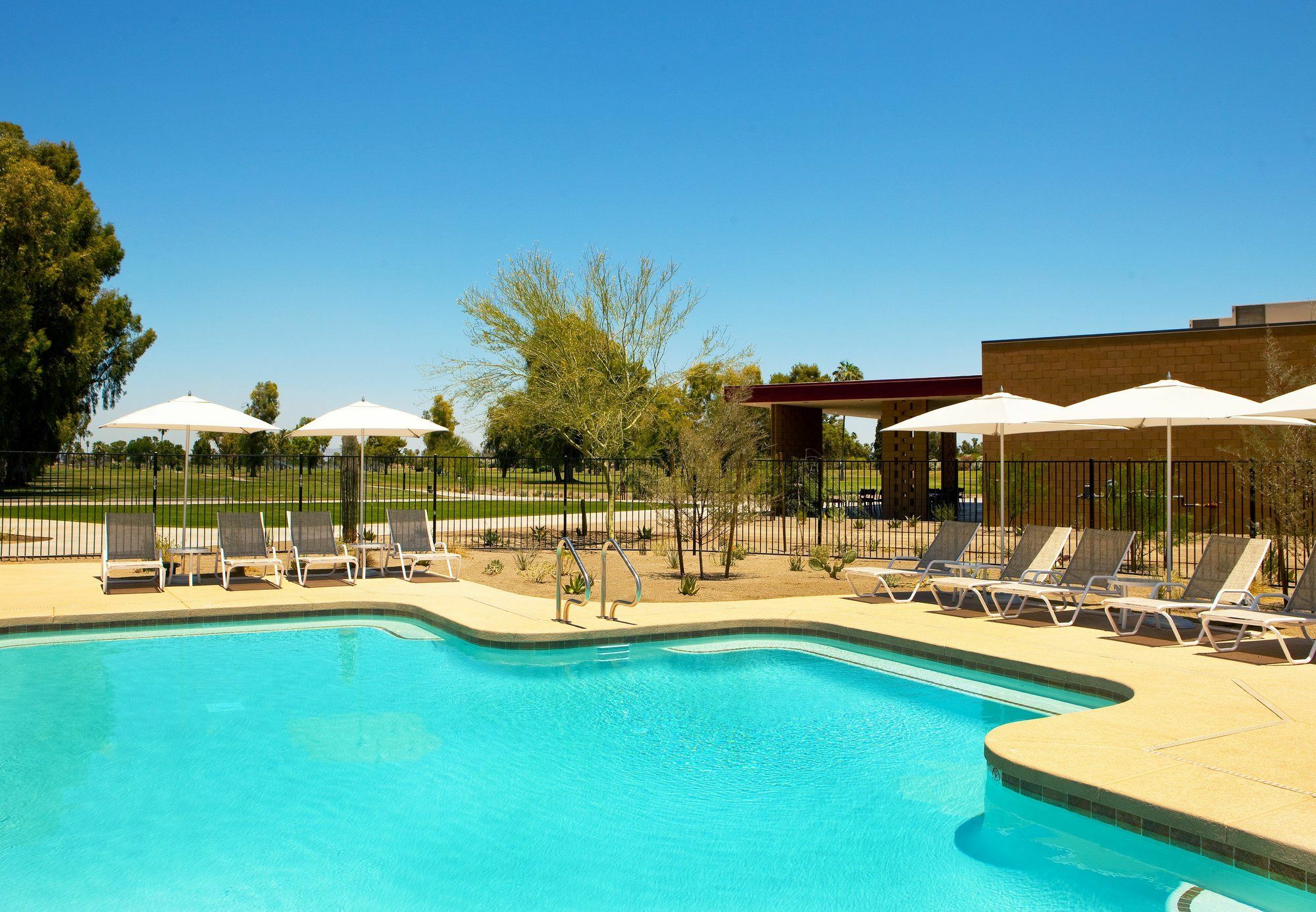 Four Points By Sheraton At Phoenix Gateway Airport